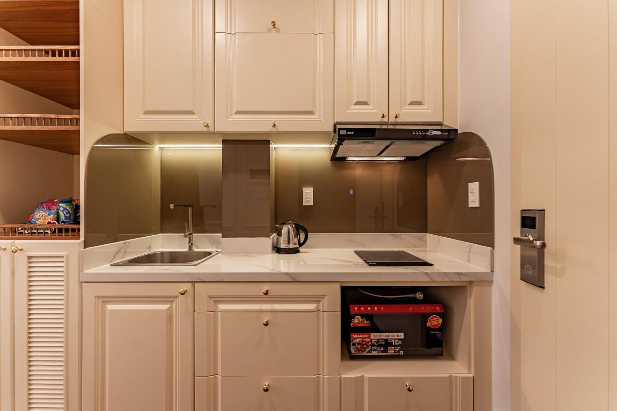 Golden Sun Apartment & Hotel โฮจิมินห์ซิตี้ ภายนอก รูปภาพ